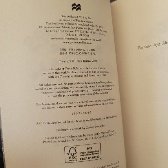 **NEW,SIGNED** Legends & Lattes, Bookshops & Bonedust, Travis Baldree, Fairyloot - Picture 16 of 16